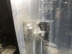 窓クリンフィルムを貼った状態